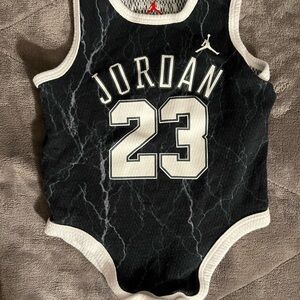 Jordan Infant Bodysuit in Black and White